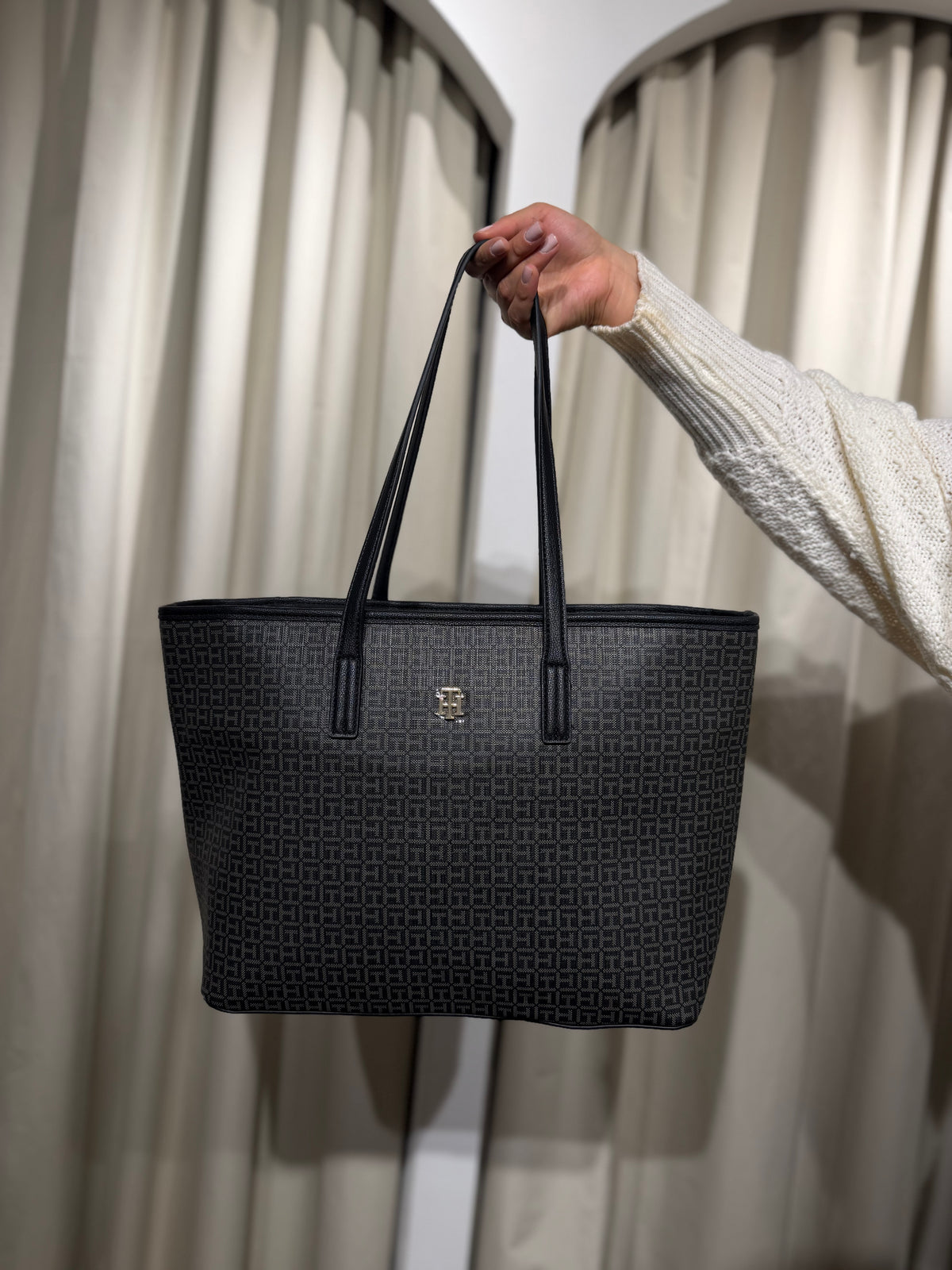 Bolso Tommy Hilfiger XL