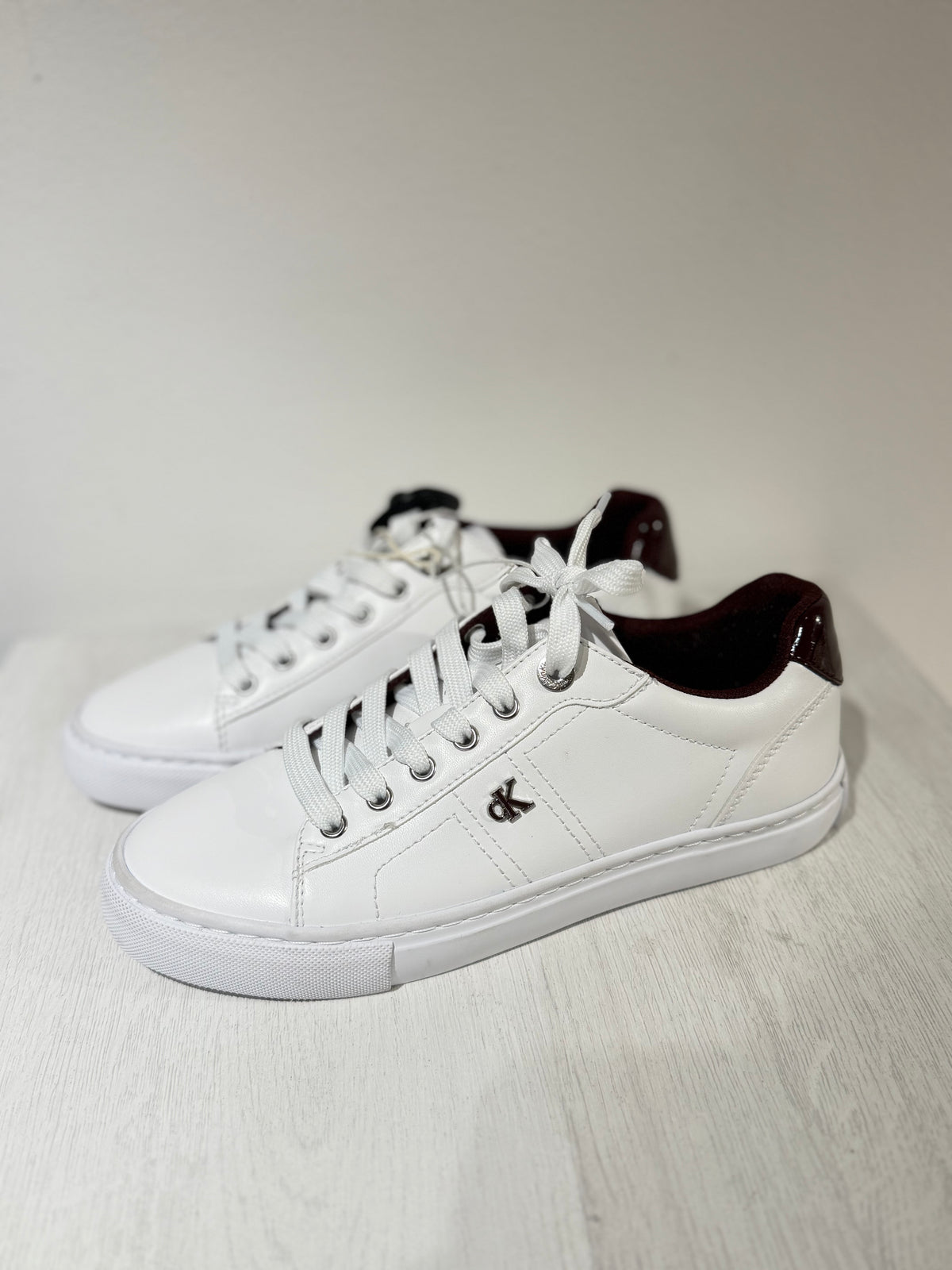 Tenis Calvin Klein 7.5