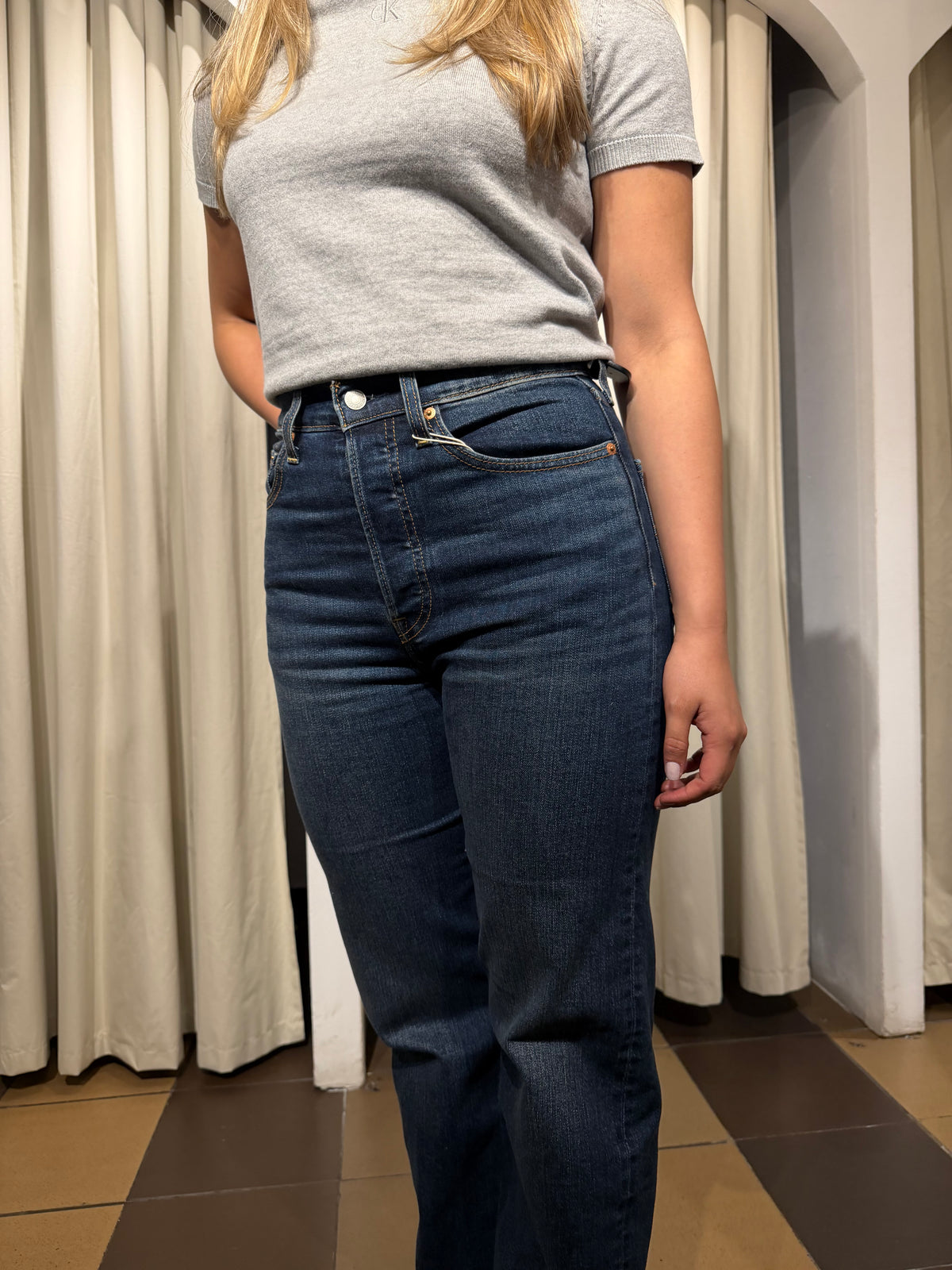 Levis
