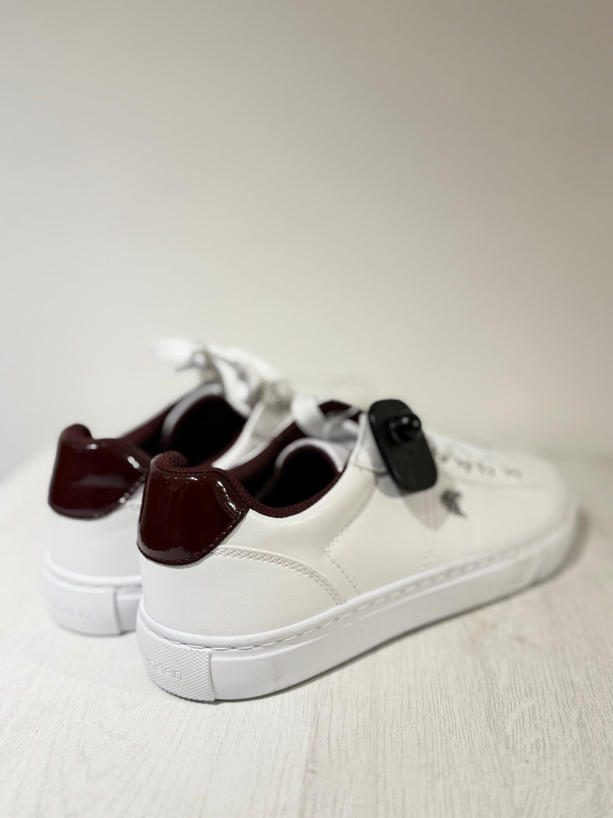 Tenis Calvin Klein 7.5