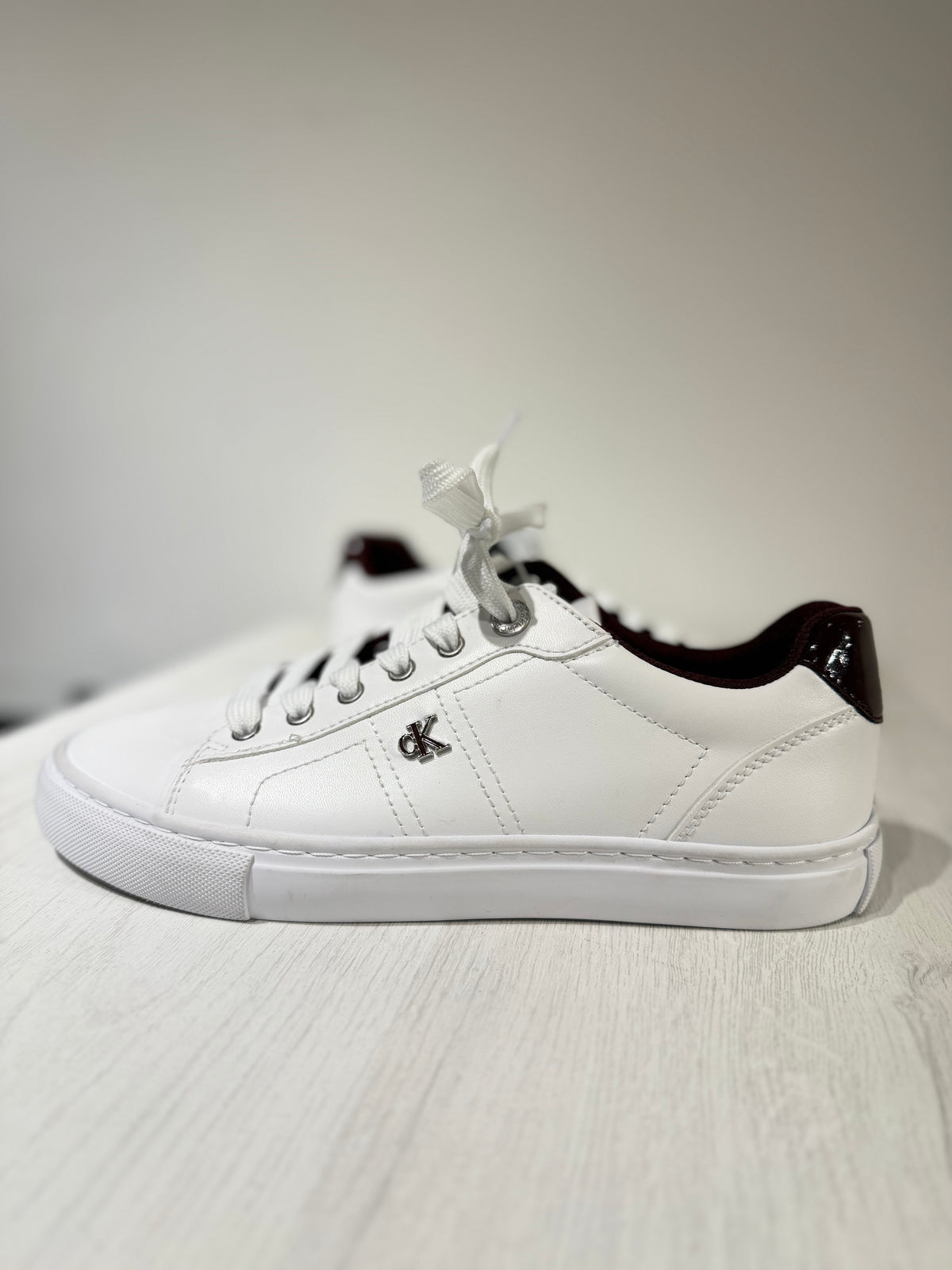 Tenis Calvin Klein 7.5