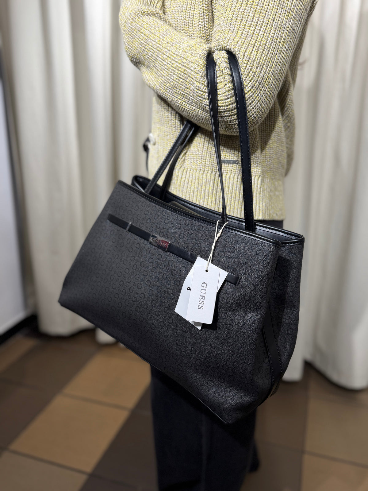 Bolso GUESS XL
