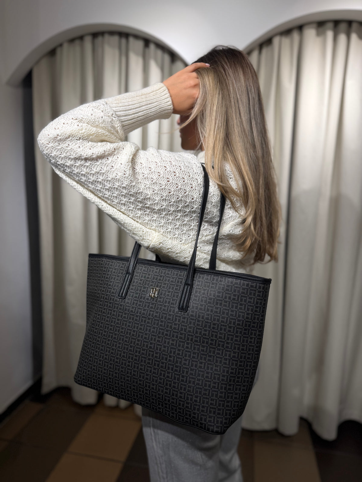 Bolso Tommy Hilfiger XL