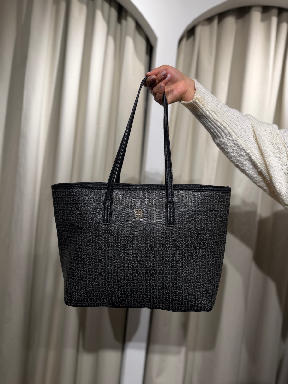 Bolso Tommy Hilfiger XL