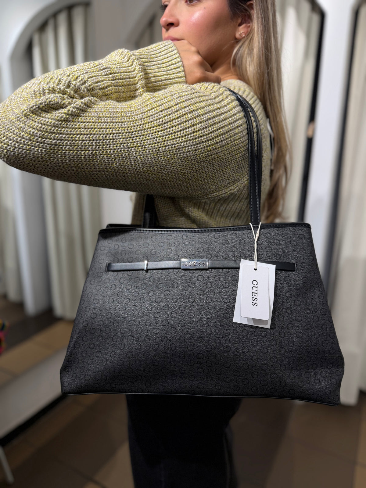 Bolso GUESS XL