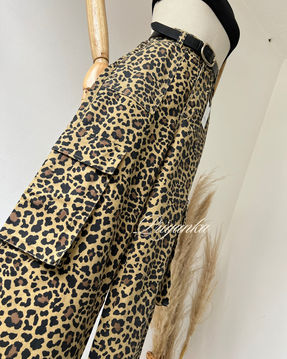 PANTALON CARGO ANIMAL PRINT